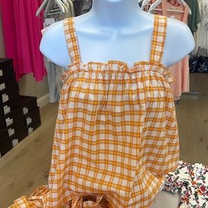 💗💗3/$30 Orange tank!